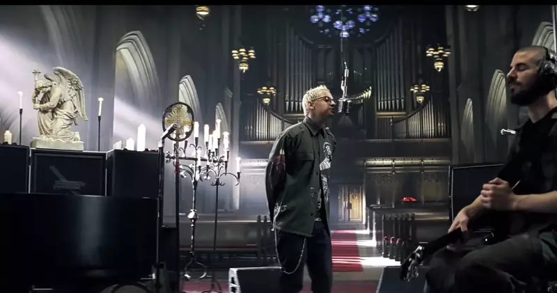 Linkin Park готовятся к туру с новой вокалисткой впервые за 7 лет